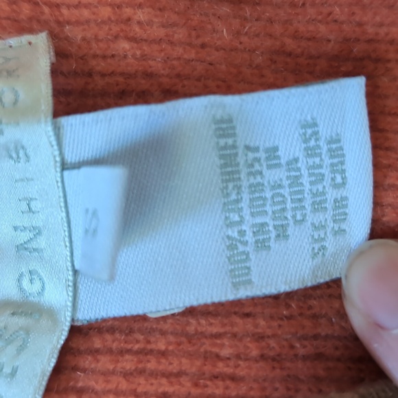 100% Cashmere Design History Sweater - Picture 5 of 6